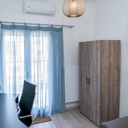 Kosmos Service Near Turkish Consulat And Saint Dimitrious Church With Additional Cost Parking Apartment