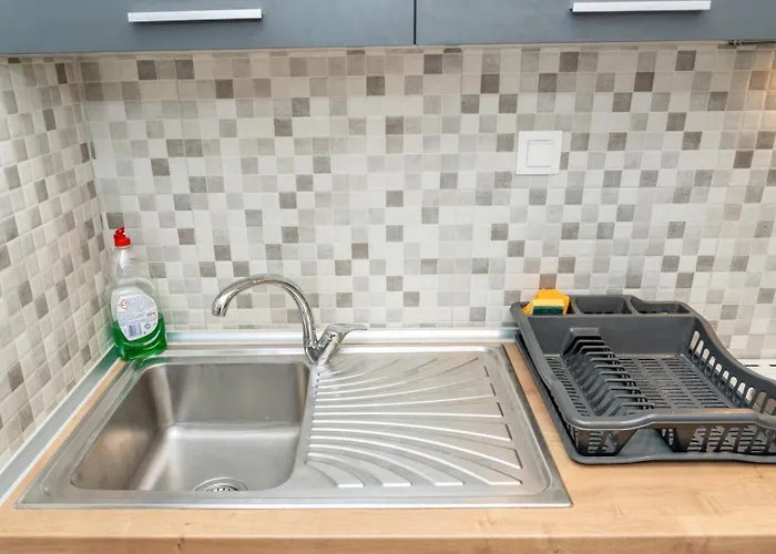 Appartement Kosmos Service Near Saint Dimitrious Church