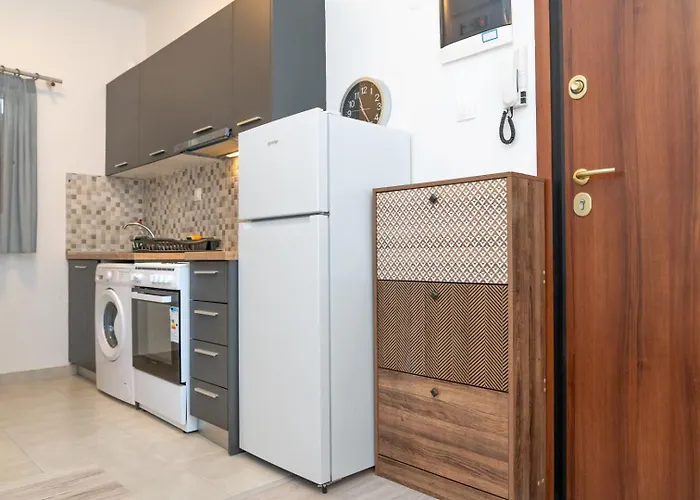 Appartement Kosmos Service Near Saint Dimitrious Church Thessalonique