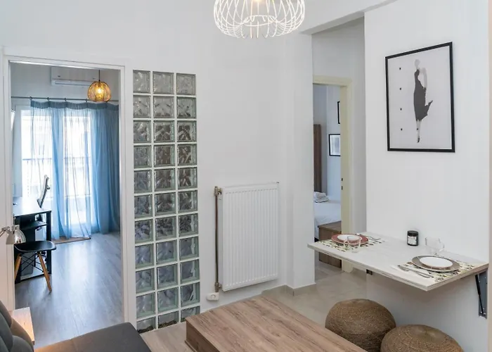 Kosmos Service Near Saint Dimitrious Church Appartement