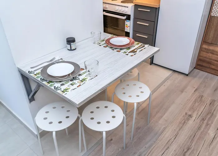 Kosmos Service Near Saint Dimitrious Church Appartement *