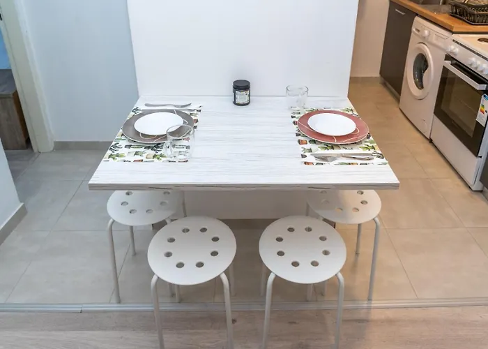 Appartement Kosmos Service Near Saint Dimitrious Church