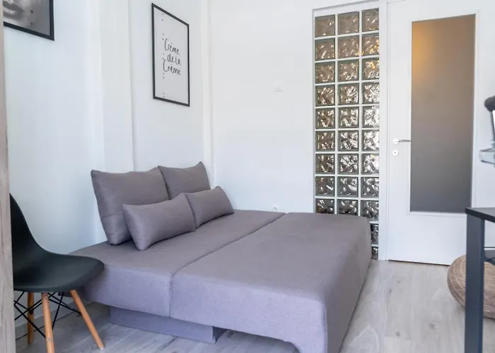 Kosmos Service Near Saint Dimitrious Church Appartement