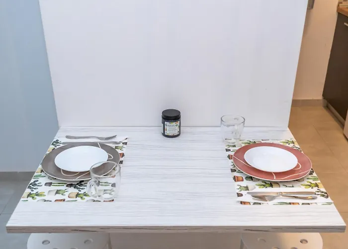 Apartment Kosmos Service Near Saint Dimitrious Church Thessaloniki